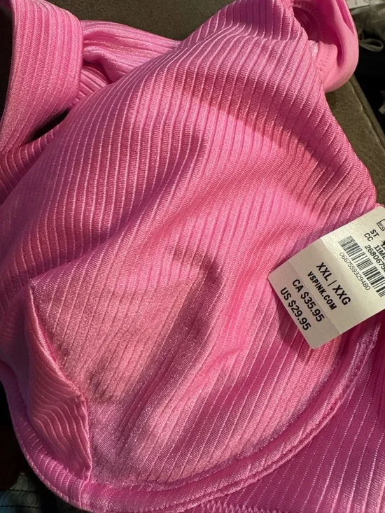 Set Of Two Different Pink ribbed Bikini tops from the brand VS PINK. XXL NWT’s - Picture 10 of 12